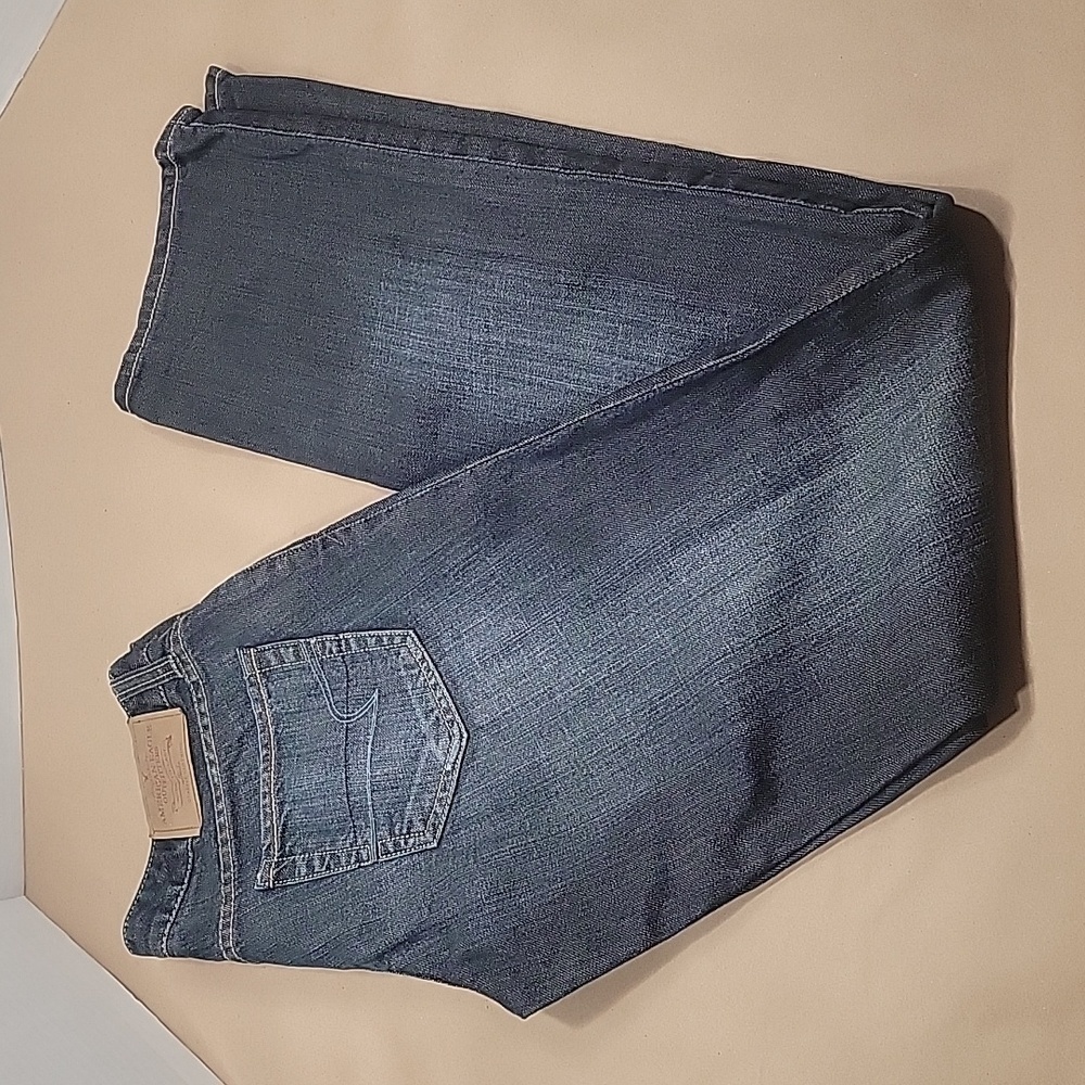 American Eagle, Size 4 'Straight77' Dark Wash Jeans. New without tags.